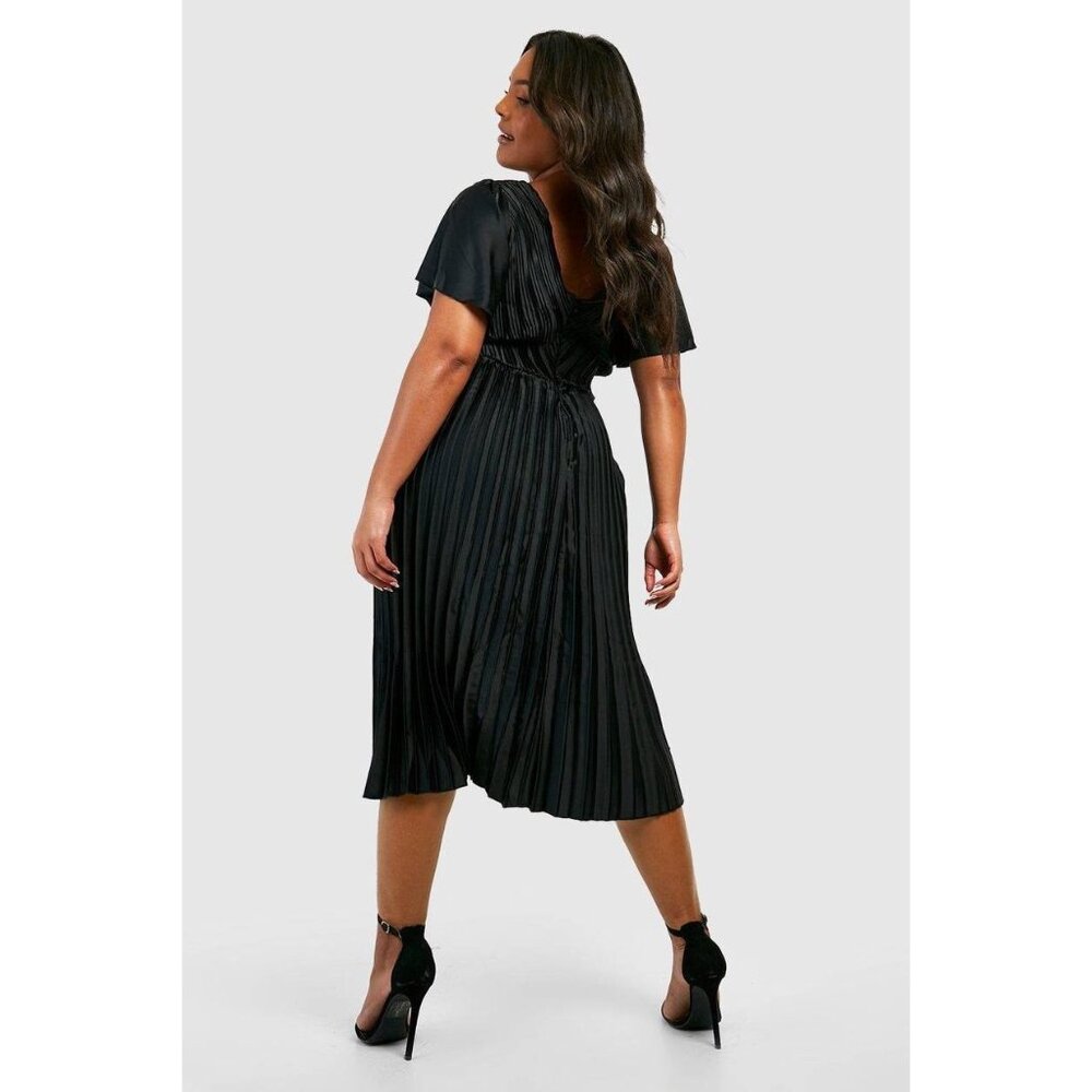 Boohoo Plus Pleated Twist Angel Sleeve Midi Dress Size 22 - Picture 2 of 9